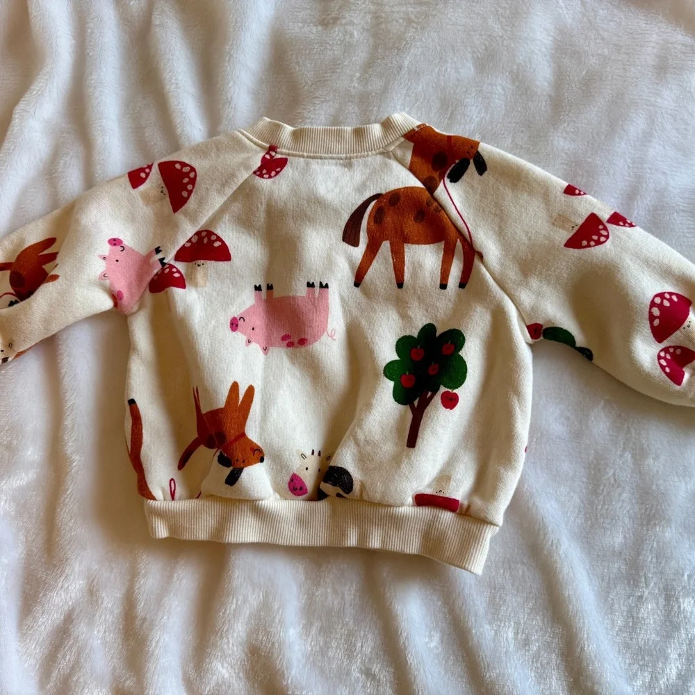 Old Navy Cream Baby Matching Sweats with Animal Print - Picture 3 of 5